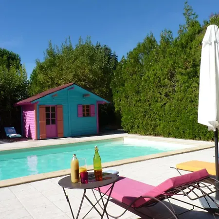 Domaine De Rhodes Alojamento de Acomodação e Pequeno-almoço 3*