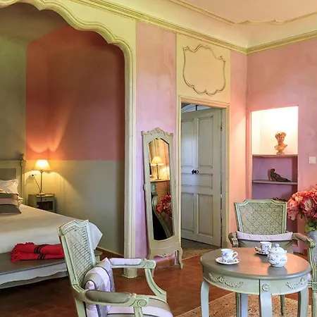 Domaine De Rhodes Alojamento de Acomodação e Pequeno-almoço Avinhão
